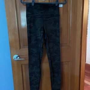LULU LEMON CAMO LEGGINGS